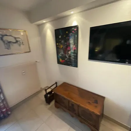 Apartment Centre